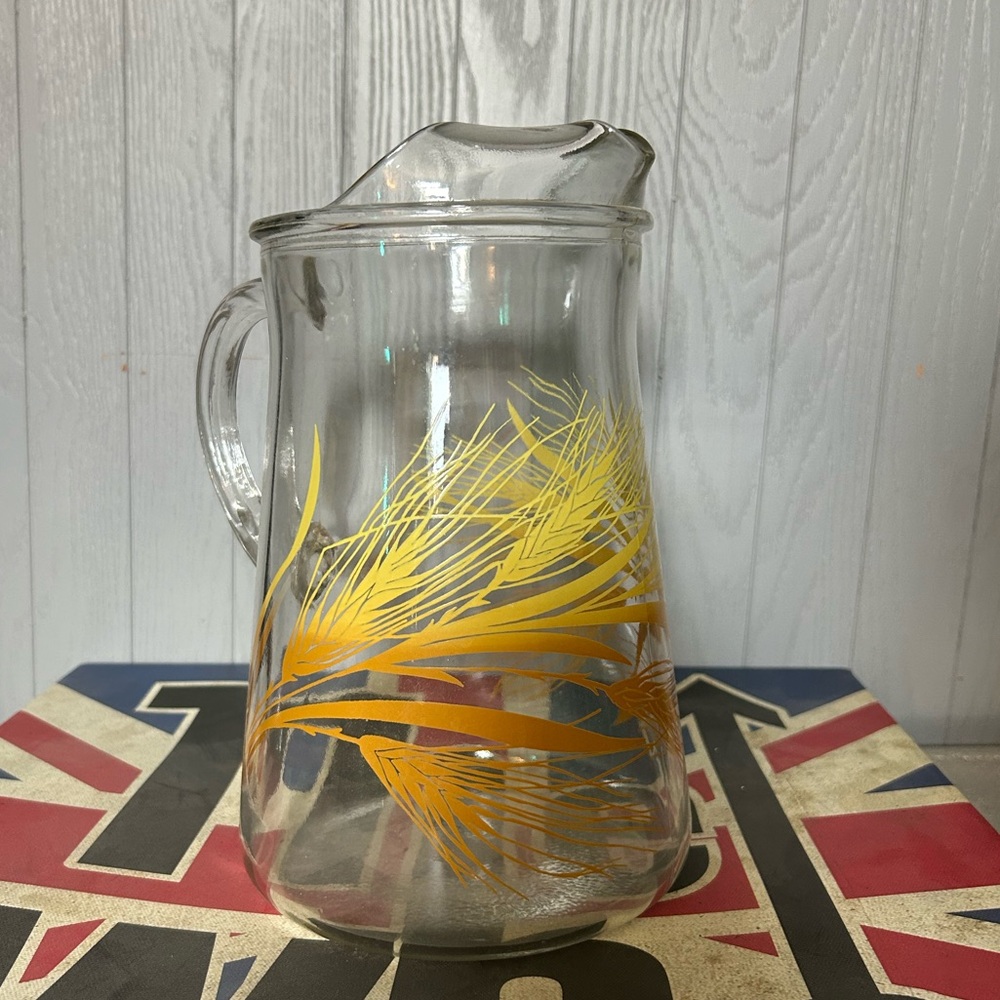 Libbey Golden Wheat Glass Pitcher